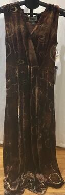 NWT 2OHThreads Brown Velvet Dress size M